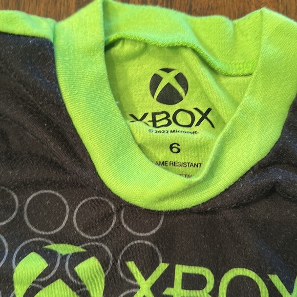 Bundle of 5 PJ Sets, Boys size 6/7, Christmas PJs, XBox, Jurassic Park - Picture 11 of 11